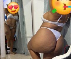 Mujer Escort en Janesville, Wisconsin — Cita con discreción y sensualidad - Image 2