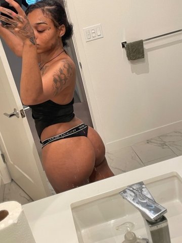 San Fernando Valley Carmel Skin Companion — Outcall Visits (Deposit Required) - 1