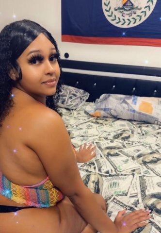 Dior (21) — Mixed White/Black/Belizean Curvy Escort in Los Angeles (Incall/Outcall) - 1