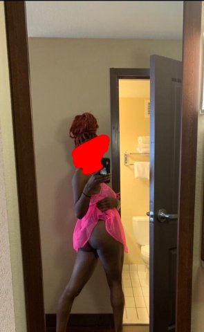Discreet Female Escort in Albany, NY — Text Me - 1