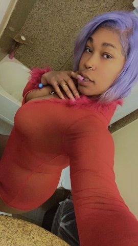 Long Beach Female Escort — Out-calls & Car Dates - 1