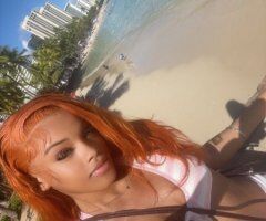 Oregon Coast Independent Petite Escort with Natural Curves - Image 7