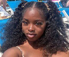 Milwaukee escorts - Milwaukee Female Escort Outcalls + GFE (Licensed Massage Therapist)