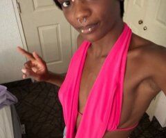 Knoxville, TN Female Escort — No raw sex, no anal - Image 3