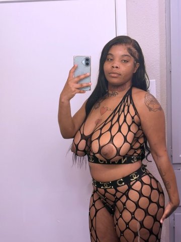 Hattiesburg, Mississippi Female Escort — Facetime, Content & Incalls 24/7 - 1
