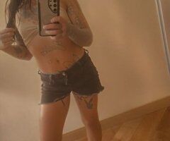 Lawton escorts - Petite Lawton Escort — Deep Throat, Swallow & Anal Oral Services