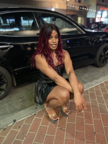 Seattle Isis — New in Town Female Escort for Oil Rubs, Striptease & Date Night - 1