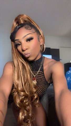 North Bay Petite Female Escort — Outcalls, Car Play & Incalls - 1