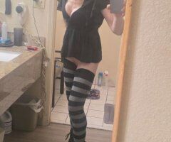 Jacksonville 3-hole female escort - Image 8