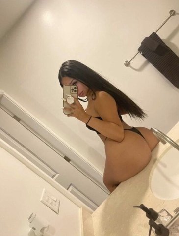 San Fernando Valley Hot Babe Call — Jazz (Discreet, Real Pictures) - 1