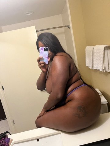 Treasure Coast Anal Special — Tall Chocolate Bombshell Anal Freak - 1