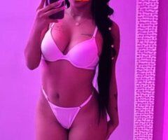 Chicago escorts - Chicago, IL Female Escort — VIP Incall Service, Latina