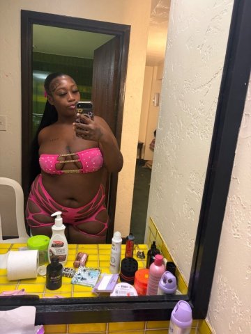 Nola — Long Beach CA Outcalls & Incalls (QV Special) - 1