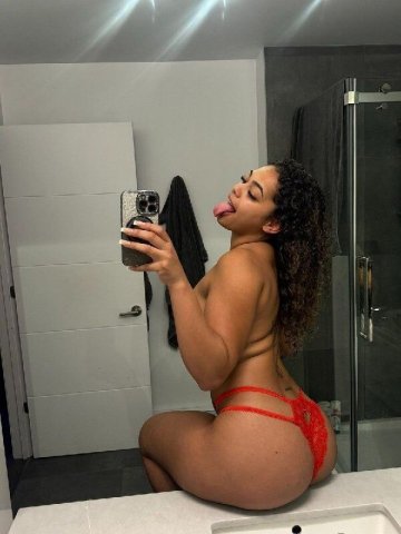 Reno Female Escort — Incall & Outcall, Car Fun, Party (24/7) - 1