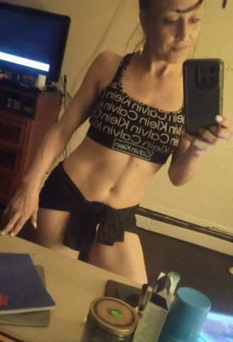 Detroit MI 35 Slim Athletic Cutie for Sexual Encounters - 1