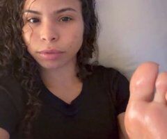 Petite Upscale Female Escort — Dinner, Lounges, Hotel Outcalls - Image 2