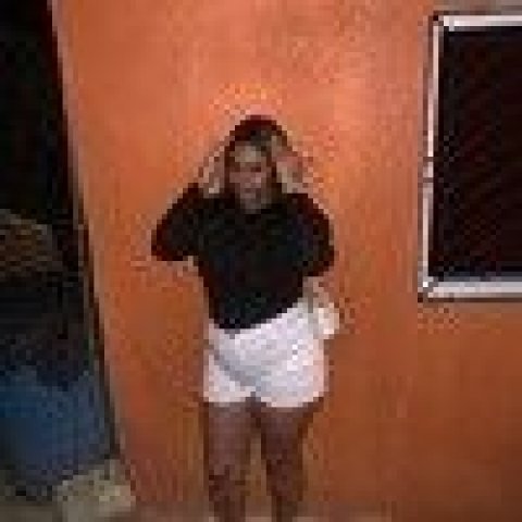 Super sexy mujer roja de tetas grandes — sexo, massage y más - 1
