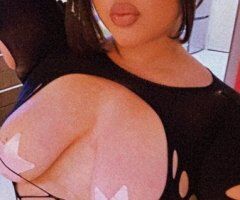 Drama-free feminine escort in Philadelphia with massage included - Image 2