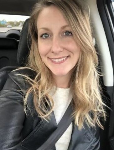 Omaha NE 40 Older Mom — FaceTime, Video Chat & VIP Custom Videos - 1