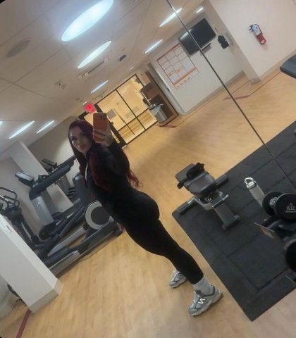 Yasmine — Middle Eastern Beauty, Curves & Flirty Tease (NV/DC) - 1