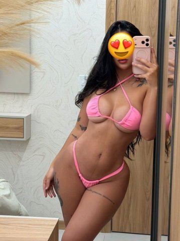 Mujer sexy en Nashville, TN — servicio completo y posiciones - 1