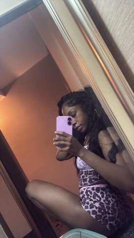 The Pipe Drainer  — Cincinnati Female Escort (Petite)  - 1