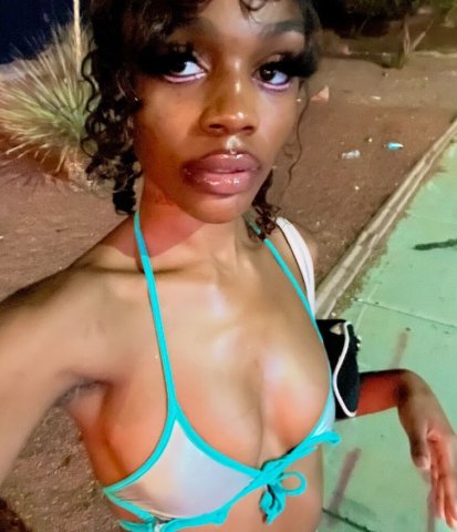 Sexy Fun Chocolate-Treat Playmate (Incall/Outcall) — Incalls/Outcalls 19 - 1