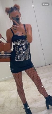 Petite redhead cam girl (35) — incall only in Fort Lauderdale - 1