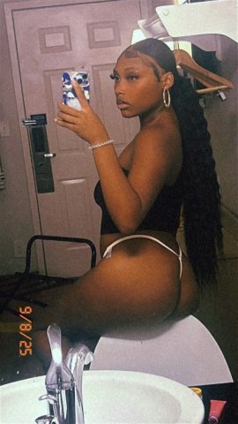 Phoenix Female Escort — Mouth Magic , Contend & FTS Shows, Carplay  - 1