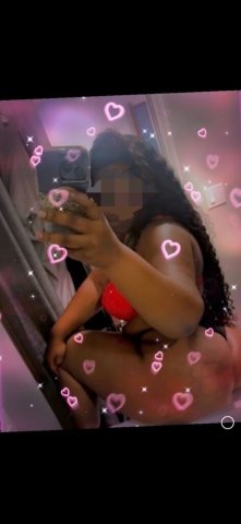 Incall at Cindy Lynn Hotel, Chicago: sensual massage, Feet, and fetish - 1