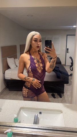 Stockton Female Escort — Richmond Area Outcalls & Cardates - 1