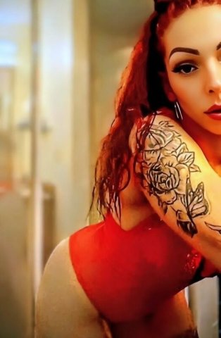 Phoenix Take Over Queens — Incalls in Long Island City - 1