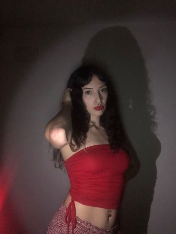 Modesto Italian Sweetheart — Escort for Relaxing Sessions (Jeansprivate) - 1