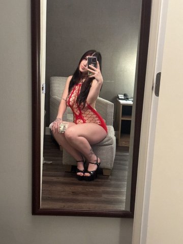 Sacramento CA Birthday Special — Selling Pictures & Content Videos - 1