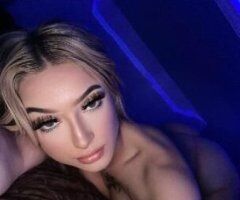 Oregon Coast Blonde Twin Duo Escort (19) — Pole Dances & Massages - Image 2