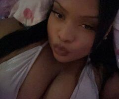 Palmdale/Lancaster escorts - Palmdale/Lancaster BBW Escort — Portuguese & Creole Video Verified