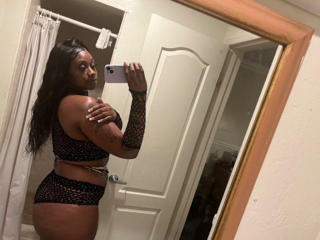 North Bay Outcall Female Escort — No Anal, Condom Always - 1