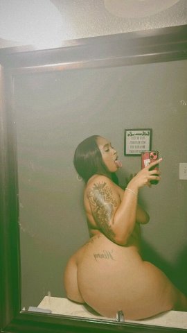 Beaumont Female Escort — Outcall Only, All-Natural Curves - 1