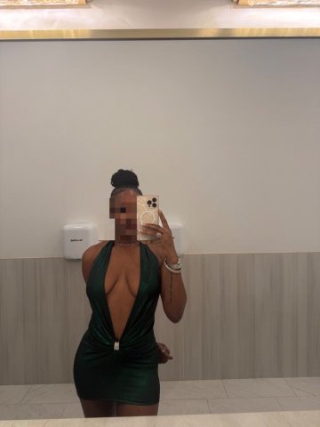 Dani — Incall available in Portland, Maine for sensual massage - 1