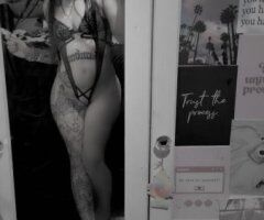 Daytona Petite Unique Escort — GFE + In/Out-Calls, Content Sale - Image 2