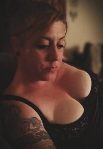 Kelly — In-Call & Oral Pleasure - 1