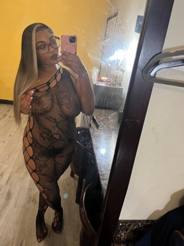 Richmond Female Escort for Outcalls, Incalls, & Facetime Verification - 1