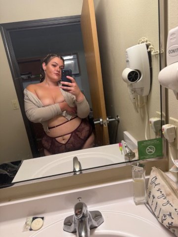 Denver Female Escort — Incall & Outcall - 1
