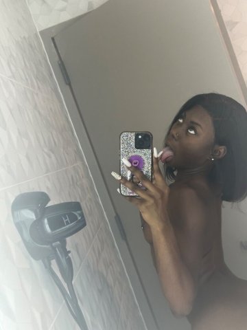Hot High-Quality Female Escort in Brooklyn — In-Calls & Out-Calls Available 24/7 - 1