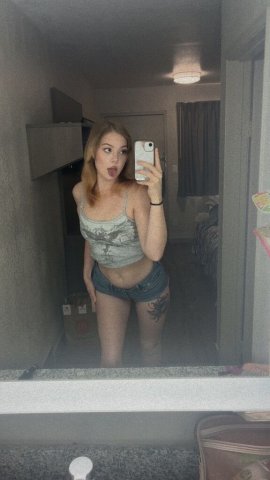 KitKatt the thicc white blondie — FaceTime & quick verification (25) - 1