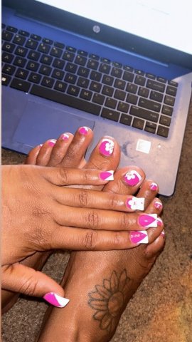 Palmdale/Lancaster CA Female Escort — FaceTime, toy play, strip tease - 1