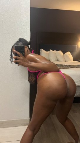 Juicy ExotIc Mix Petite — 4’11 Beauty Queen (Richmond, VA) - 1