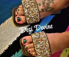 Queen Dezi Devine returned in Charleston: all-natural BBW MILF visiting 7/1–7/7 - Image 11