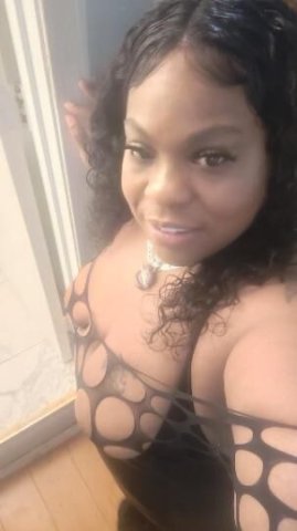 San Fernando Valley Female Escort — Blow and Go + BBJ, Covered BJ - 1