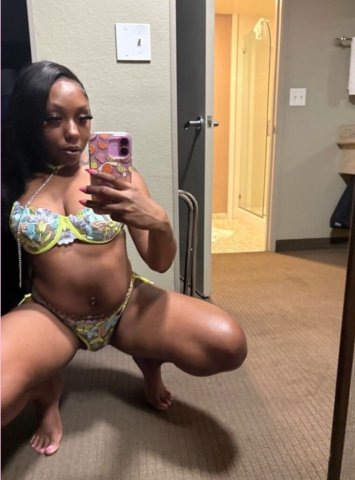 Honey  Real Pics Wilmington DE — Fetish Friendly Female Escort - 1